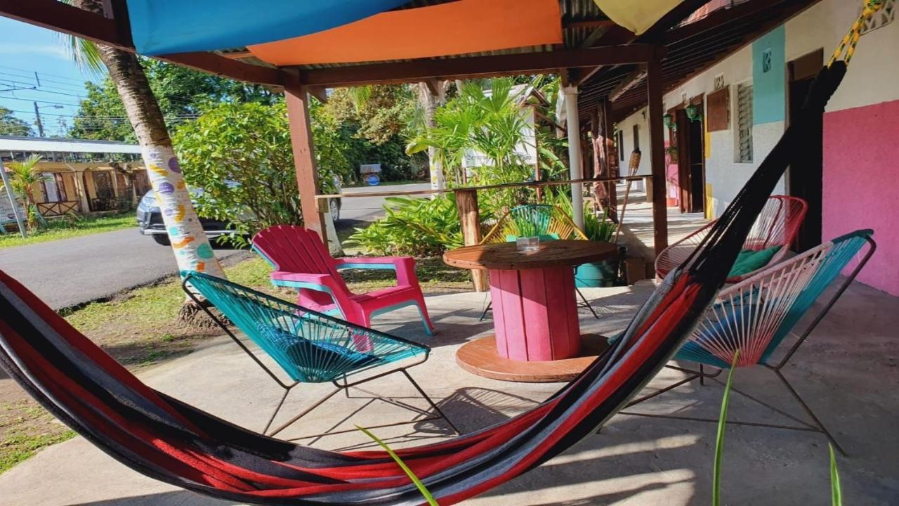 Cabinas Palmer Makanda Cahuita Ngoại thất bức ảnh