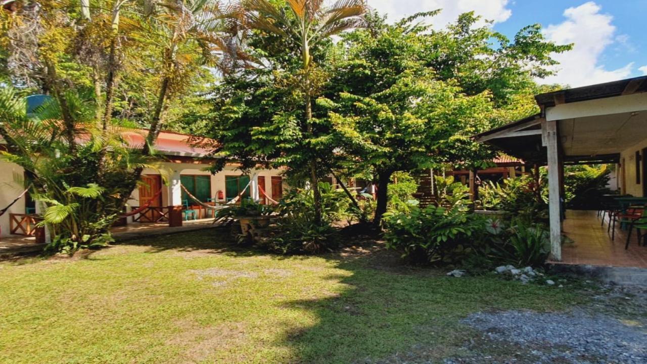 Cabinas Palmer Makanda Cahuita Ngoại thất bức ảnh